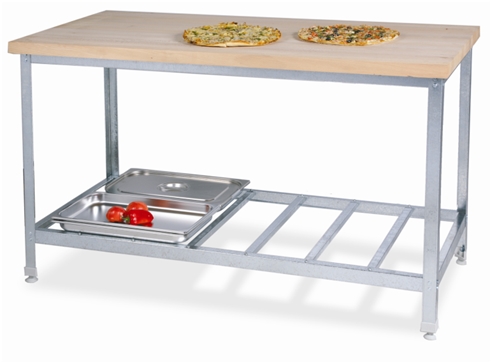 Стіл з дерев'яної поверхні